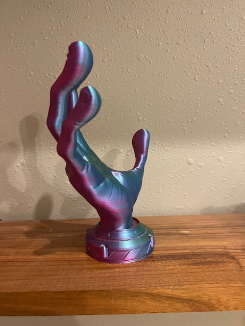 Four Finger Alien Hand Gamer, gaming, controller stand, hand, 3d printed, remote control, holder